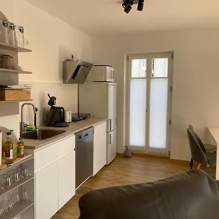 Schee - Stilvolle & Zentrale Mit Privatparkplatz Apartamento