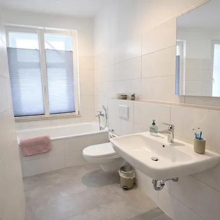 Schee - Stilvolle & Zentrale Mit Privatparkplatz Apartment