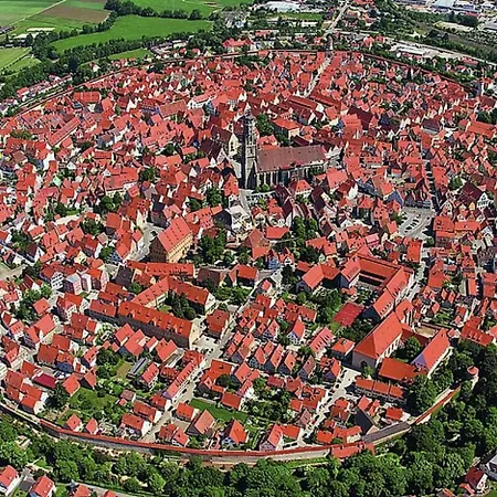Schee - Stilvolle & Zentrale Mit Privatparkplatz