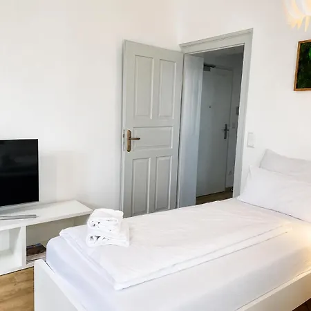 Schee - Stilvolle & Zentrale Mit Privatparkplatz