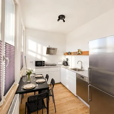 Schee - Stilvolle & Zentrale Mit Privatparkplatz Apartment *