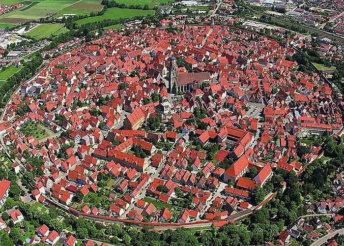 Schee - Stilvolle & Zentrale Mit Privatparkplatz